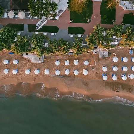 Giannoulis - Santa Marina