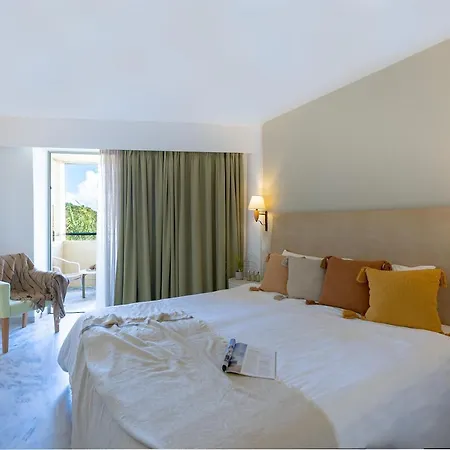Giannoulis - Santa Marina Resort