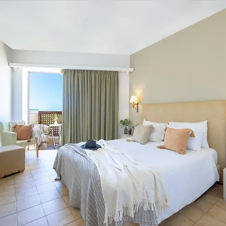 Giannoulis - Santa Marina Resort