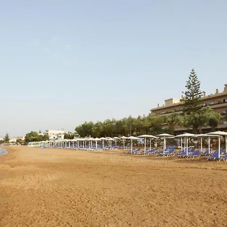 Giannoulis - Santa Marina Resort