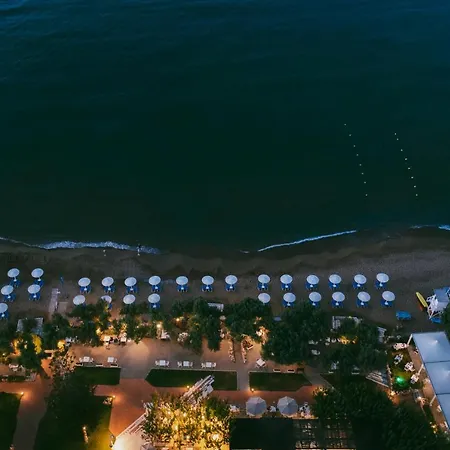 Station touristique Giannoulis - Santa Marina 4*